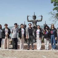 สถาบันศิลปวัฒนธรรมฯ ม.รังสิต ได้รับเกียรติจากท่าน ผศ.ธรรมนิตย์ นิคมรัตน์ ศิลปินแห่งชาติ สาขาศิลปะการแสดงโนรา ให้เข้าศึกษา เรียนรู้ เรื่องราวการแสดงมโนราห์ ศิลปะการแสดงพื้นเมืองของภาคใต้